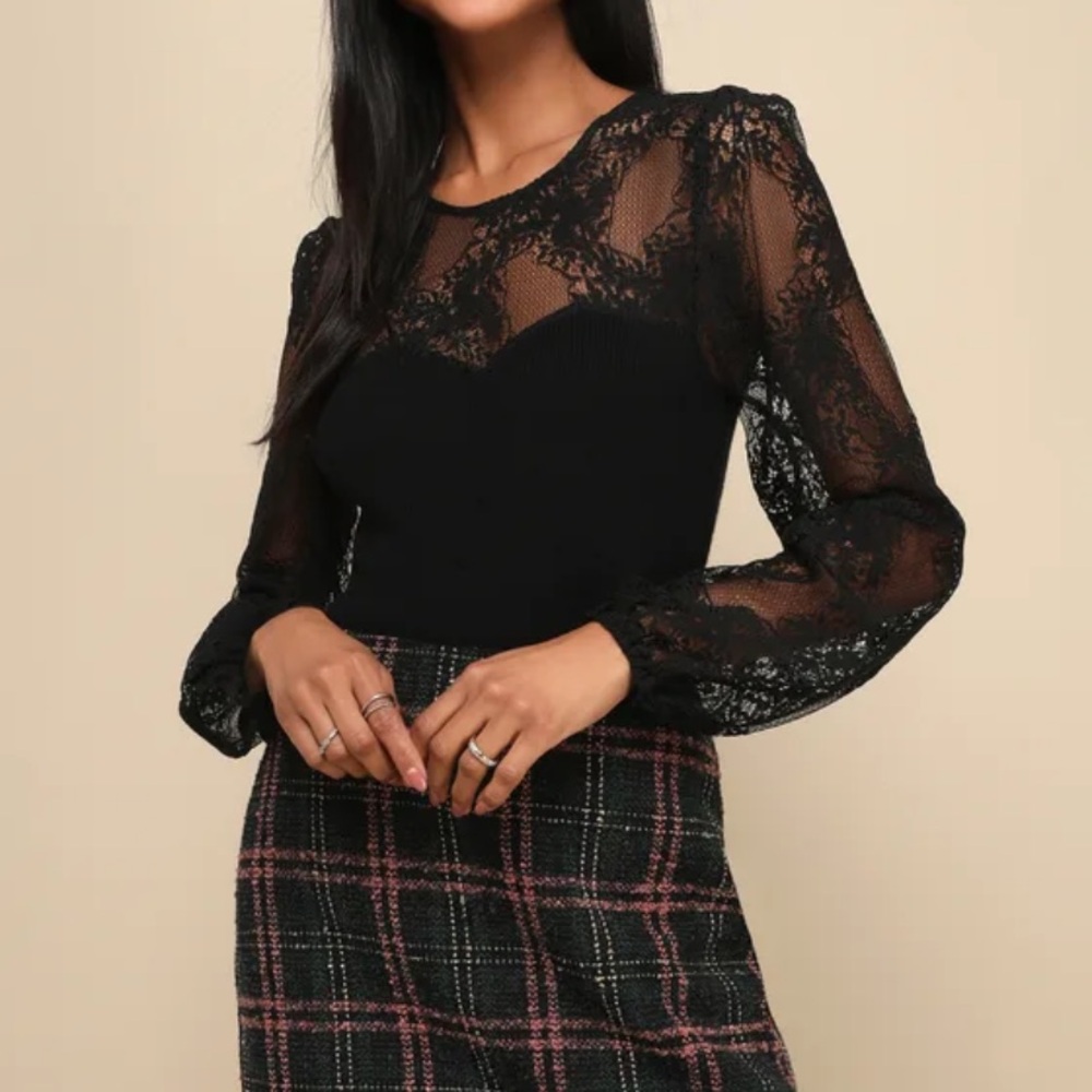 Elegant Black Lace Women's Top